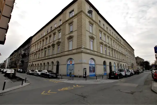 Eladó téglalakás, Budapest, VIII. kerület 5 szoba 89 m² 48.9 M Ft